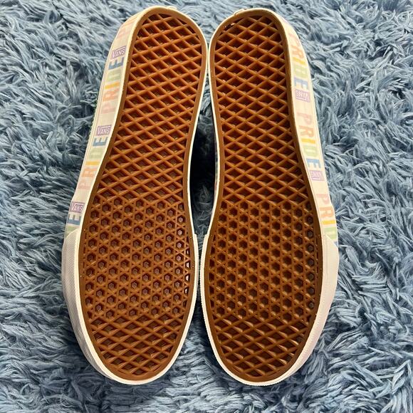 VANS SK8 Mid LGBTQIA+ Pride Sneakers Size 12 Mens Colorful Outdoor Skate - Picture 5 of 9